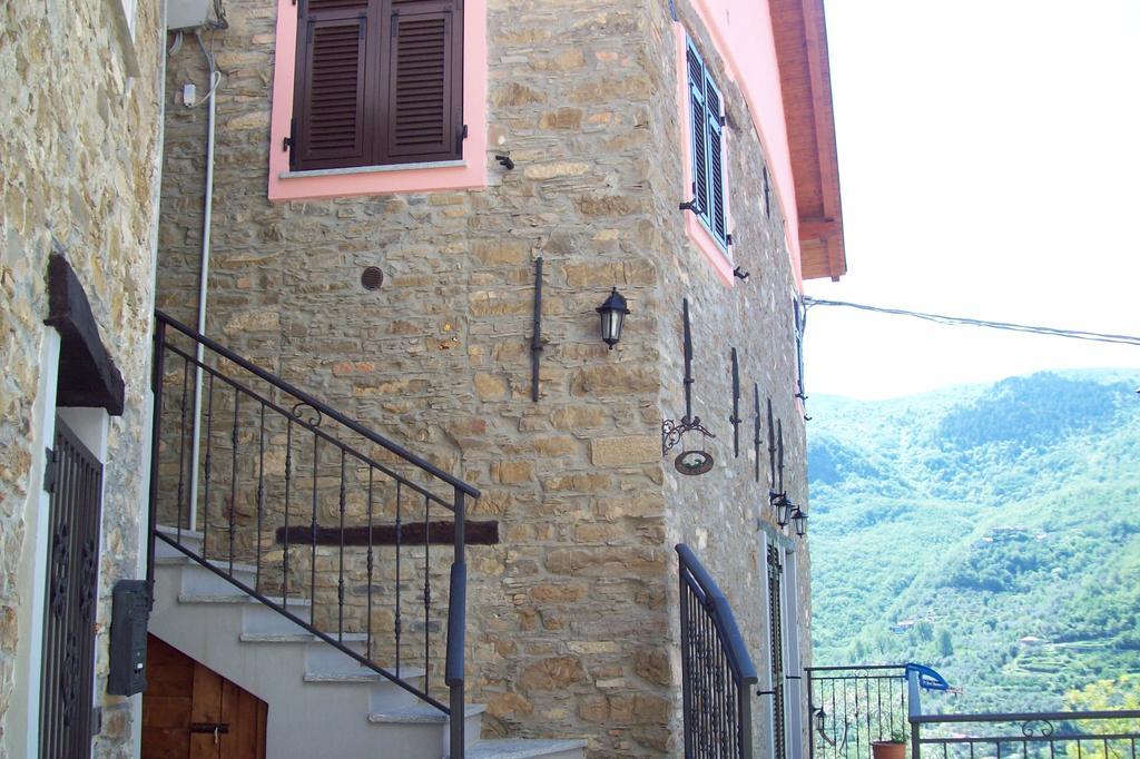 Villa Il Nido Delle Rondini Testico Exterior foto