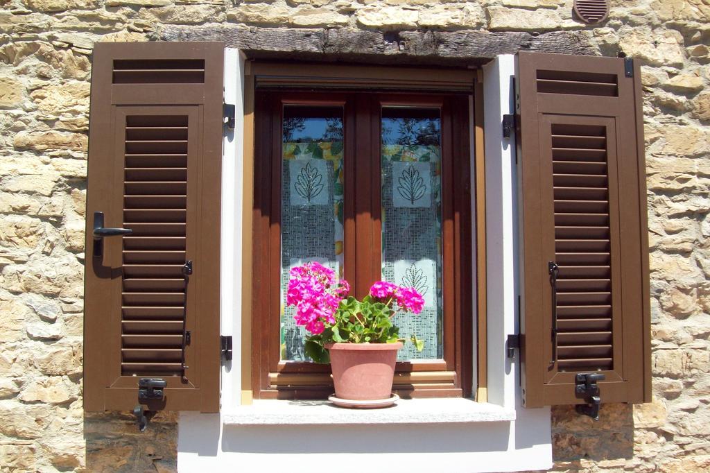 Villa Il Nido Delle Rondini Testico Exterior foto