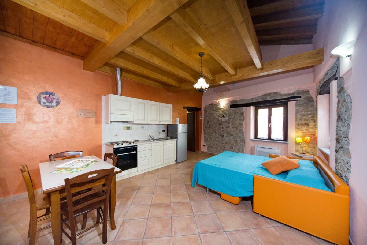 Villa Il Nido Delle Rondini Testico Exterior foto