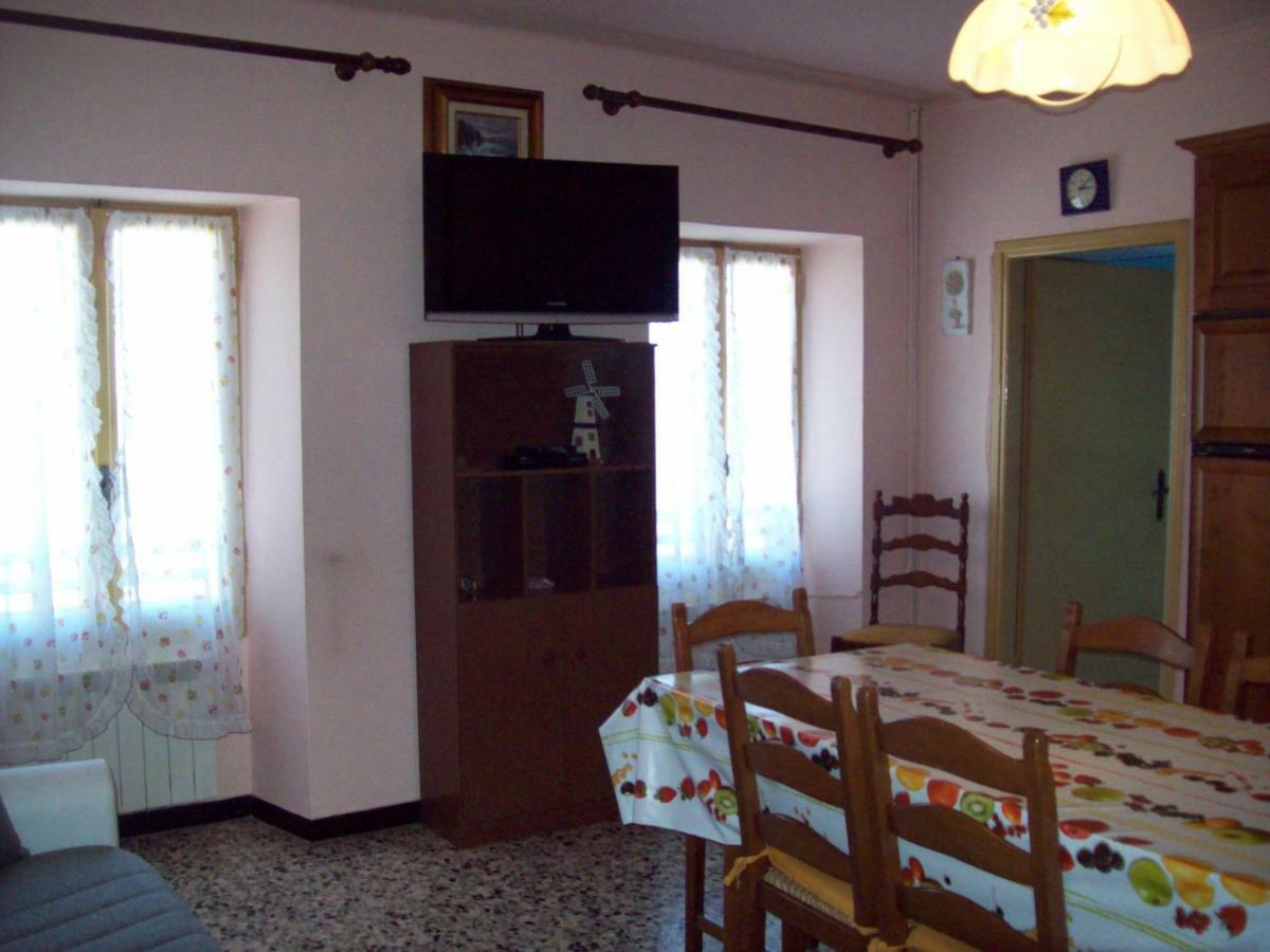 Villa Il Nido Delle Rondini Testico Exterior foto